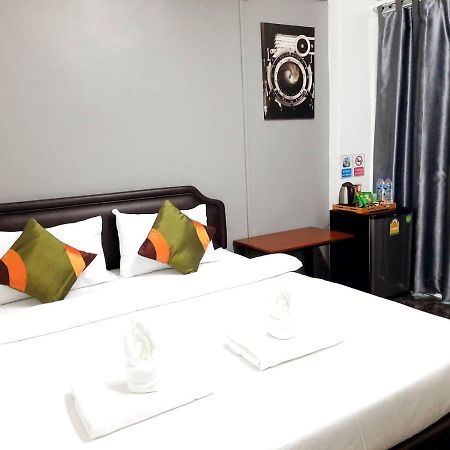 Ada Apartment - อาดา อพาร์ทเมนท์ Bangkok Exterior foto