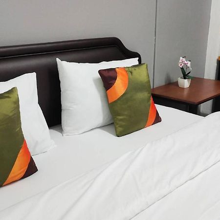 Ada Apartment - อาดา อพาร์ทเมนท์ Bangkok Exterior foto
